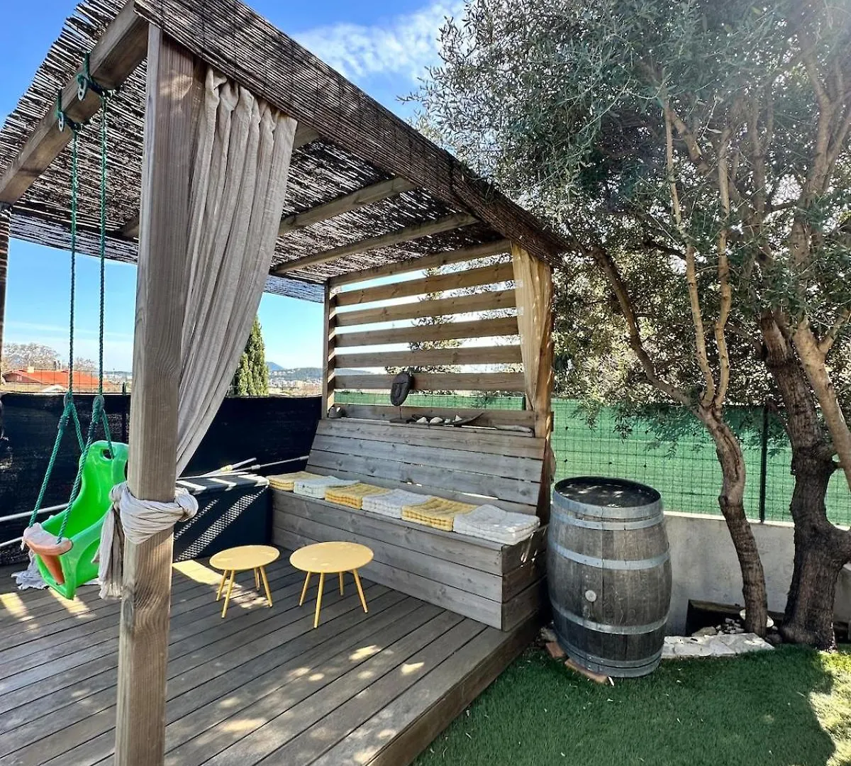 Holiday home Superbe Villa Avec Piscine Toulon France